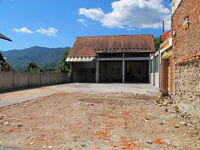 radovljica_merkur_rusenje_2.jpg